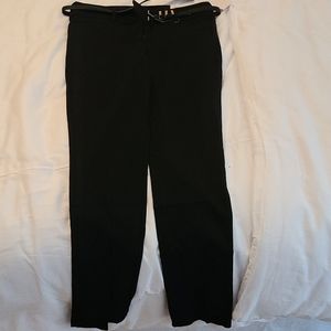 NWT dress pants size 5. Black